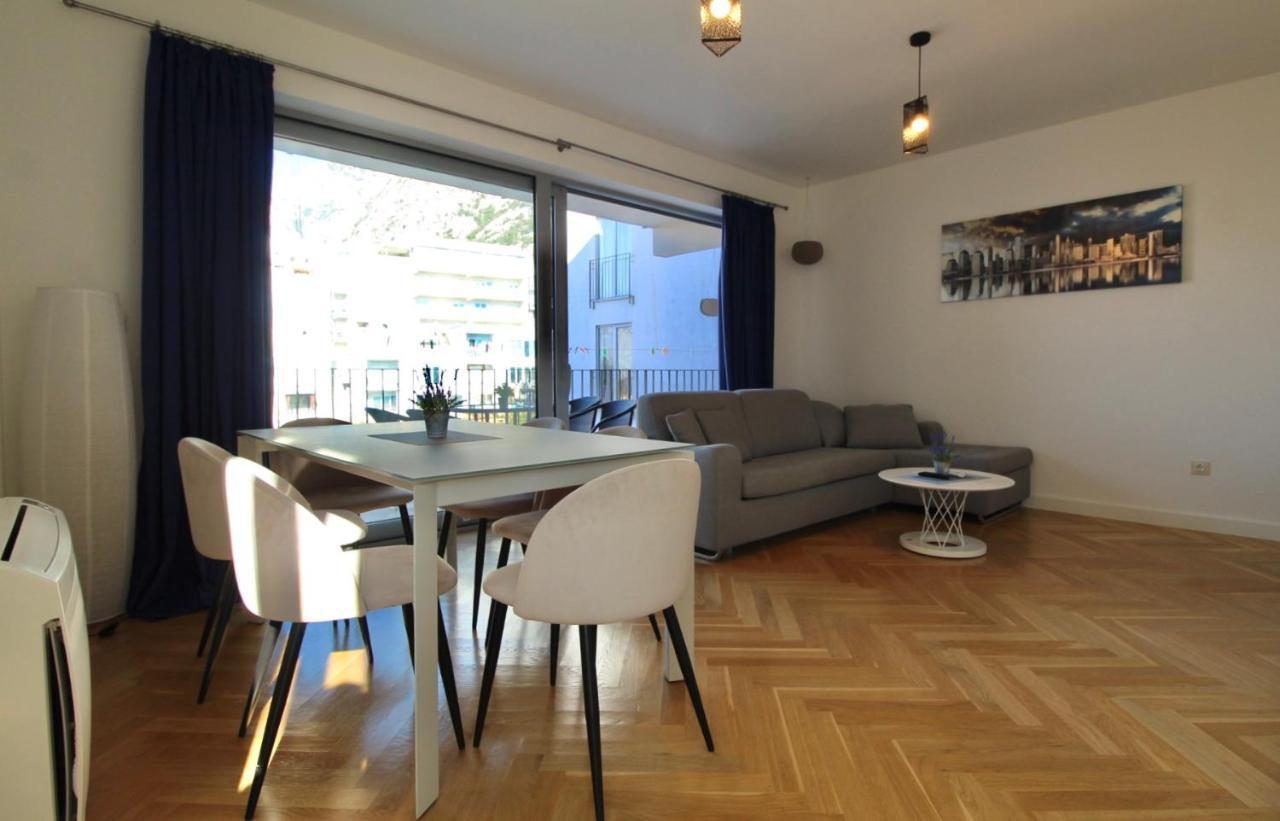 2Bd New Dobrota Apt With Bay Views Kotor Exteriér fotografie