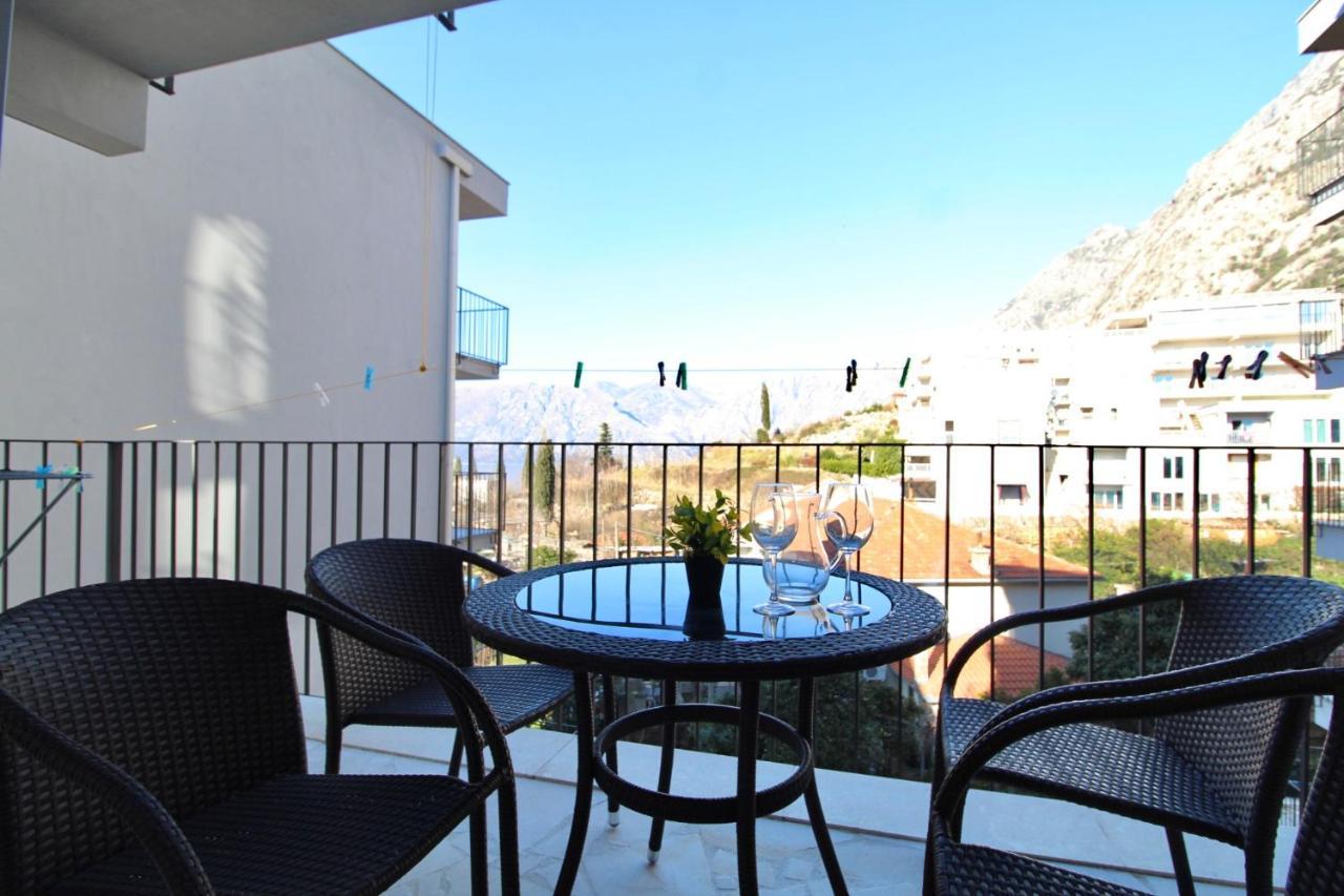 2Bd New Dobrota Apt With Bay Views Kotor Exteriér fotografie